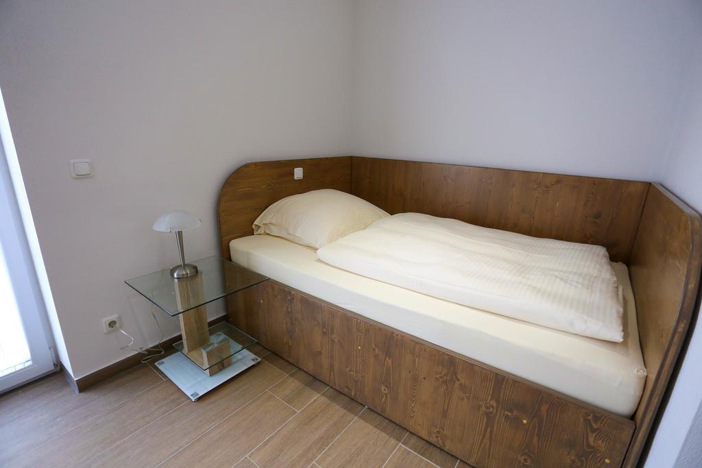فندق Boardinghouse Schellenberg Donauwörth الغرفة الصورة